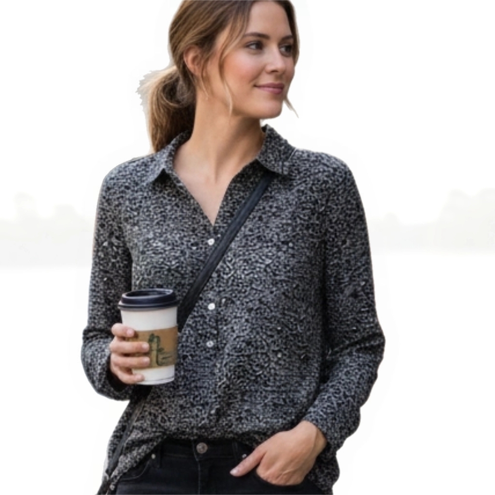 Anne Klein Grey Leopard 🐆 Print Blouse Button Placket & Sleeve New Condition!